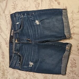 Aeropostale women's size 16 Bermuda Jean shorts